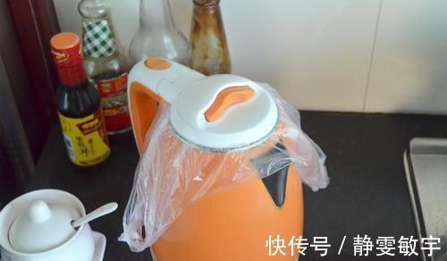 塑料袋|你家有废旧的电热水壶吗?放在厨房特别实用,邻居见了都夸我聪明