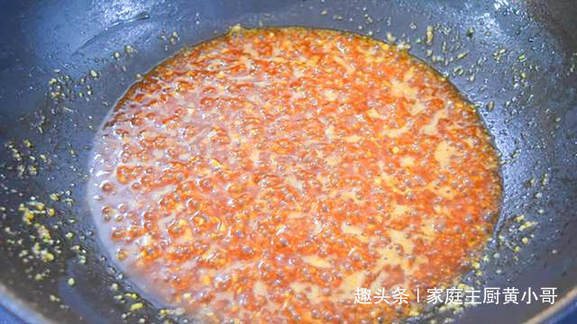 回家|太香了,年夜饭大虾学会此做法,上桌就得抢光,回家必须露一手