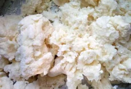 做油炸糕时,牢记3个小窍门,外酥里软个个鼓大泡,不油腻