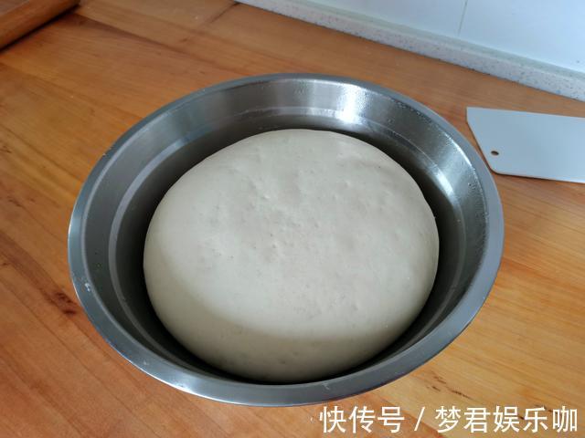 好吃|又酥又软又香的饼子，做法就是这样简单，丈夫连夸好吃