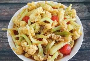 营养物质|最补钙的食物不是牛奶，其实是它，和西红柿搭配味道好，孩子爱吃