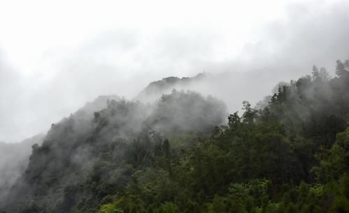 四川省峨眉山风景区风光