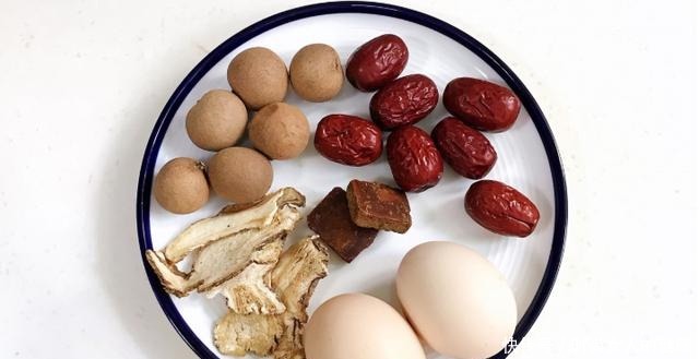  阿胶|入秋后，女人要多吃此汤，成本6块钱，每月坚持喝，比阿胶养人