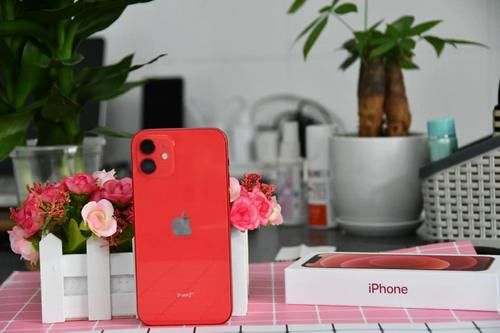 果断|库克也没想到，iPhone 12“被降价”800元，果粉果断出手了