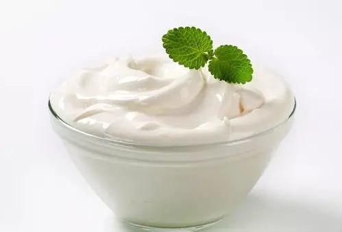 除了可以促进消化和吸收，没想到酸奶还有这么多好处！