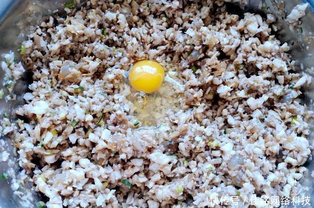  吃饺子，啥馅也不如它好吃，鲜香多汁胃舒服，可惜很多人不知道