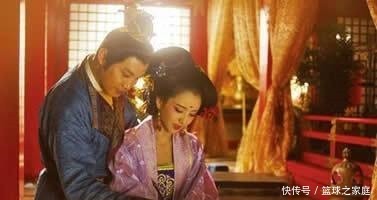 皇帝|她曾是弃妃，路上遇到一个乞丐，说你能当皇帝，我要嫁给你！