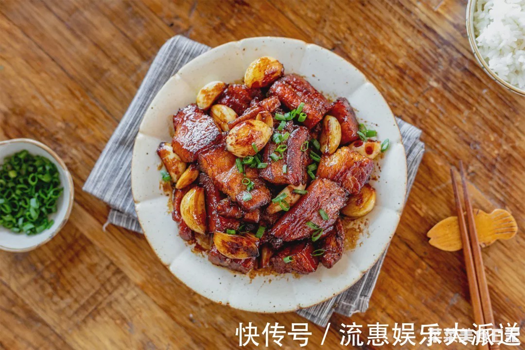 这一锅太香了！不加一滴水，比红烧肉还好吃