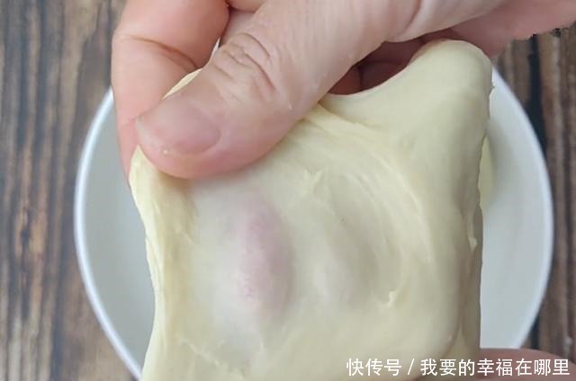 做面包时加入它轻松揉出手套膜,又香又软还拉丝,新手也能做成功!