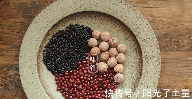 黑米|女人别亏待自己,早餐多喝它,比牛奶香,营养好吸收,养出好身体!