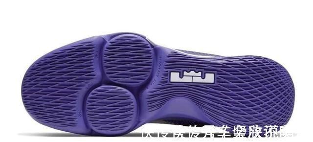 nike 不推荐买的四款球鞋!你们有买过里面哪款吗!