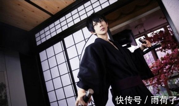 coser|谁说女子不如男,这女COSER帅出的新高度,引得男痴女醉