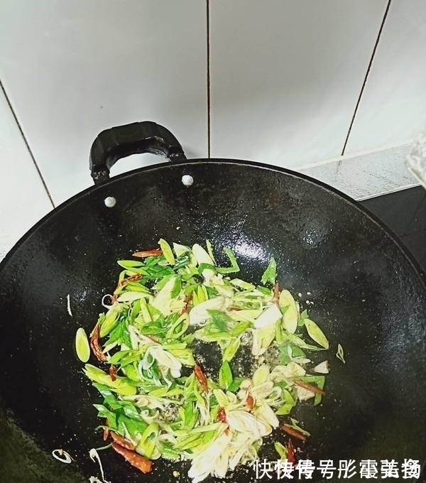 酱芋头|这碱性食物女性要吃,补充雌激素,皮肤水嫩,45岁堪比25岁!