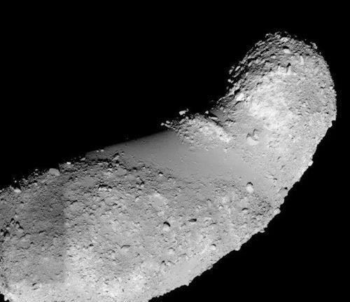 人类首艘太空采矿飞船,隼鸟1号返回1500粒岩石,曾通信中断1个月