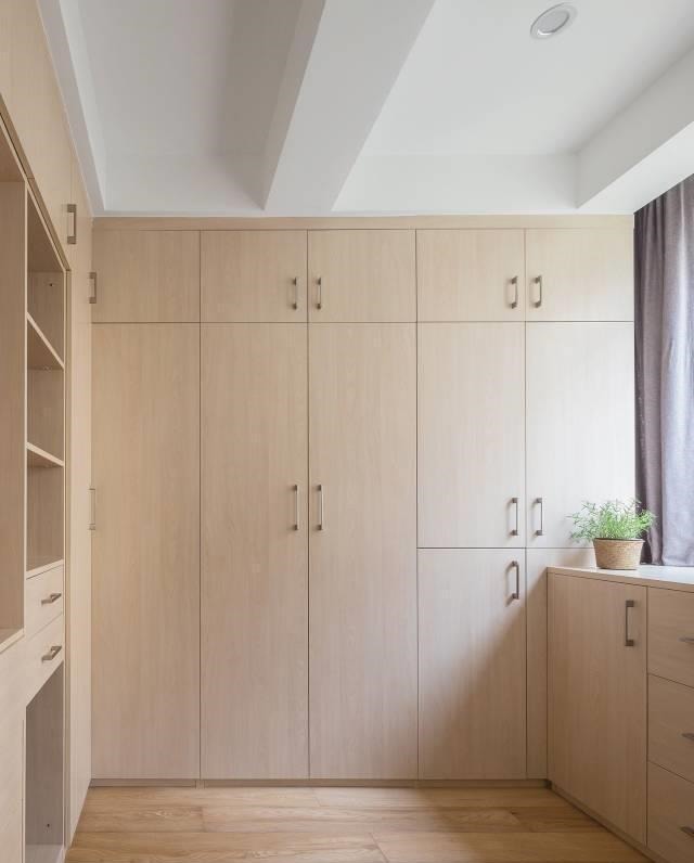 承重墙|打通阳台和客厅，100平的房子竟秒杀了200平的大宅！