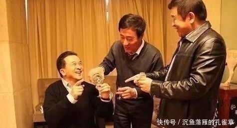 喝酒|酒桌上喝酒时，不要说这3句话，说了会被人“瞧不起”