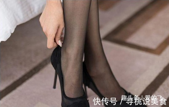 优雅 尖头细跟满足女性迷人的脚部,凸显优雅女人味!