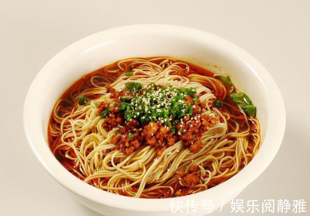 肠胃|经常吃面条,对身体有影响吗?提醒:吃面条时尽量注意这3点