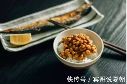 纳豆|因为太臭了,导致很多人不愿意吃,但是蜡笔小新喜欢吃。