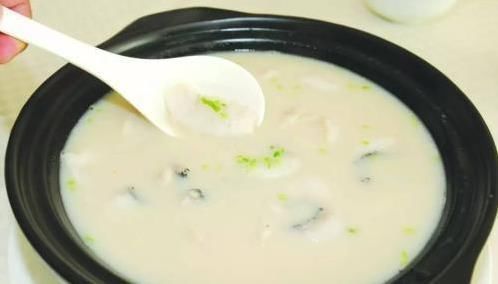 腥味|不管炖什么鱼,只要做到这三点,鱼汤就香,牛奶就白,没有腥味