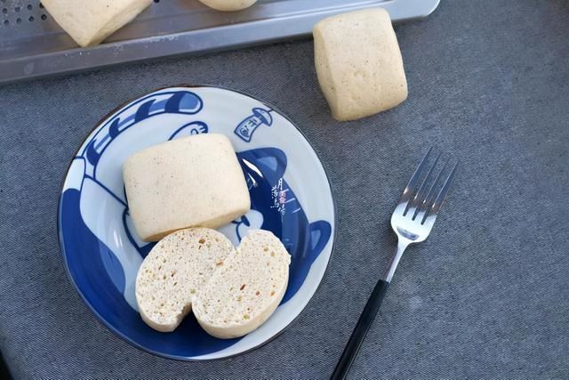 小米做馒头真香，面团不用发酵，一次发酵真快