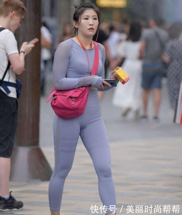 运动搭配 灰色运动搭配，清新舒适，高层次魅力！