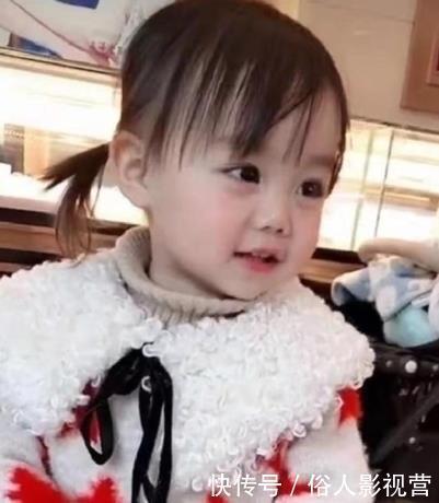 爸爸整天担心自己的小情人会被“偷走”,网友表示太可爱了