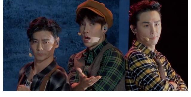 胡海泉|《披荊斬棘的哥哥》二公槽點(diǎn)多，專家團(tuán)又膈應(yīng)人，敖犬?dāng)」饴啡司?
onload=