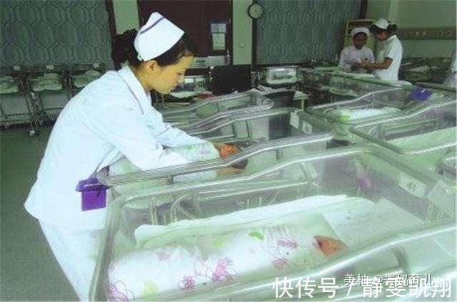 预产期|怀孕11个月还没生,医生紧急剖腹产,娃出生后全家都悔不当初