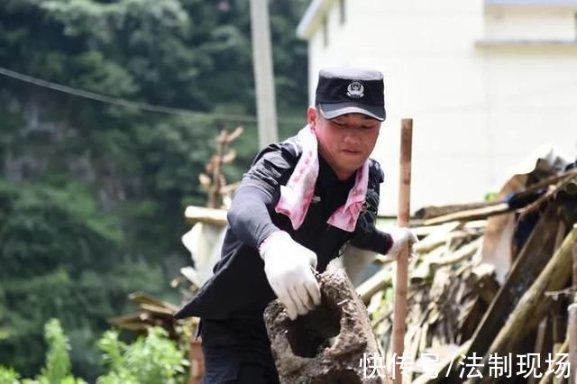 我和爸爸一起上“战场”|美丽淳警| 王睿涵