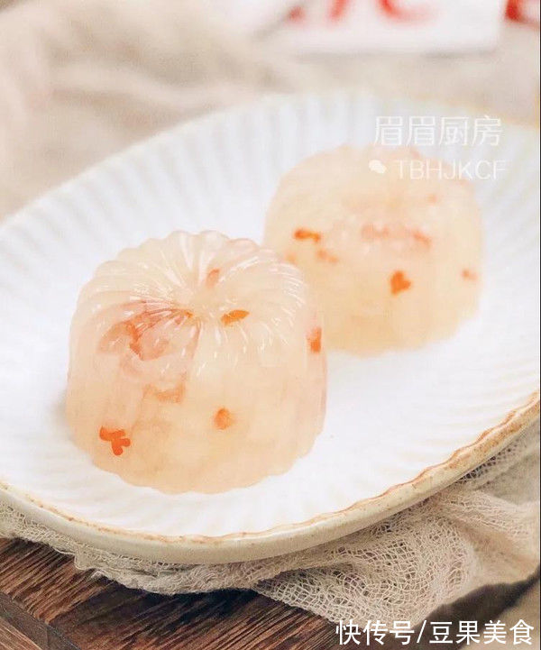 桂花蜜|冬日滋补,你需要这道雪梨银耳糕