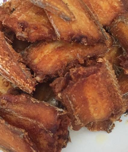 肉质|炸带鱼,别再裹面糊了!大厨教你这一招,酥脆鲜香肉质嫩滑不回潮