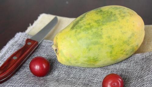 排毒养颜|女性不想满脸皱纹,可多吃四种水果,改善失眠,让皮肤紧致有弹性