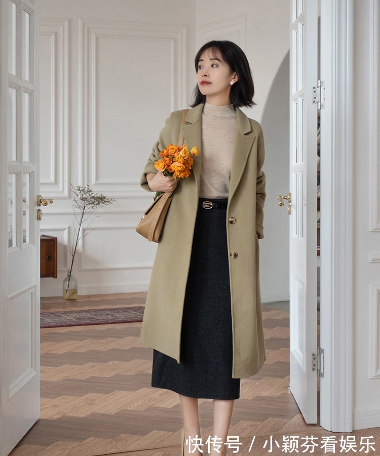 穿搭 女生秋冬穿风衣时,不管高矮,搭配这5双鞋子,照着穿都很高级