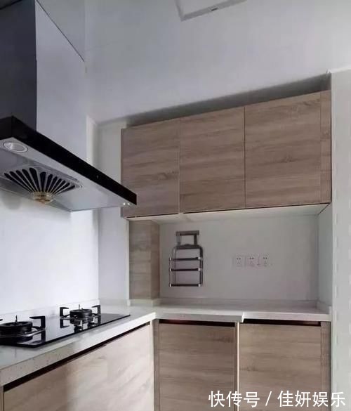 结构|73小户型,老公坚持把客厅抬高45公分,结果变三室一厅!太实用了