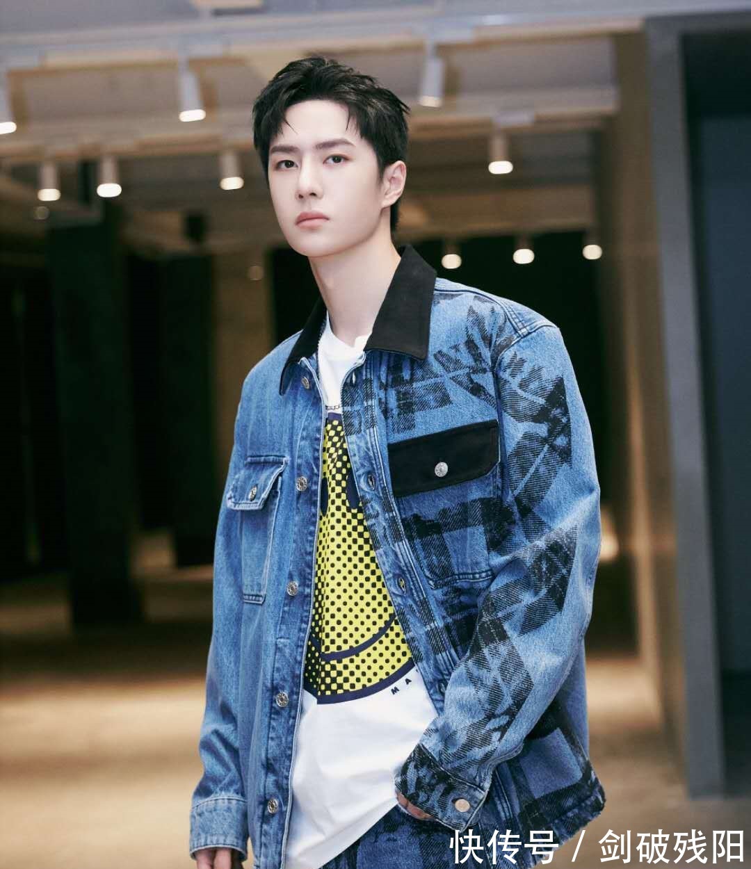 王一博|模糊觀眾曝王一博為得金鷹獎(jiǎng)造勢,拉《陳情令》上熱搜