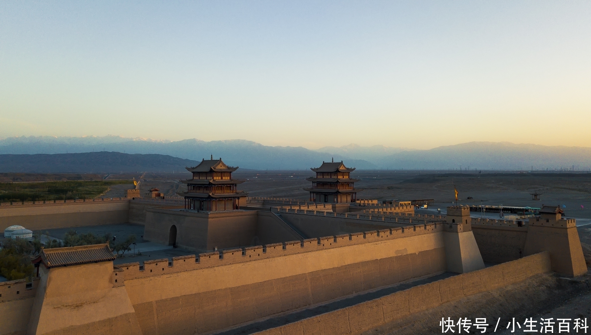 嘉峪关|万里长城最西端的城楼，虽然地处西北边塞，风格依旧精致华丽