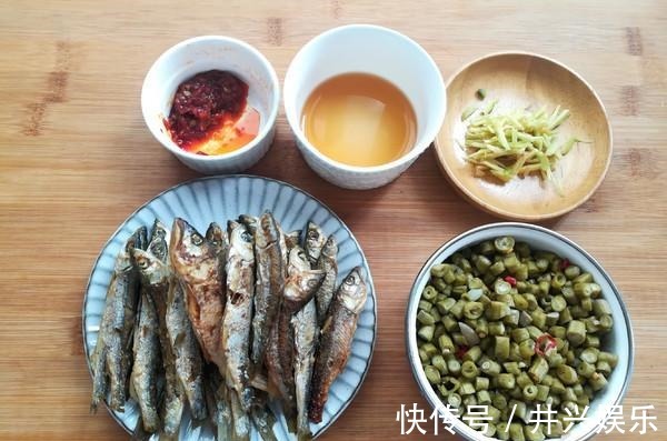 酸豆角|吃了几十年终于知道，它是“天然叶酸”，1块5一斤，女人要多吃