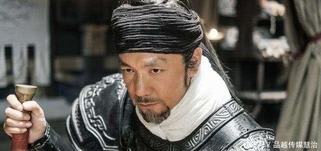 泣血|他泣血撰《汉书》彪炳史册,随窦宪争功名却含冤而死