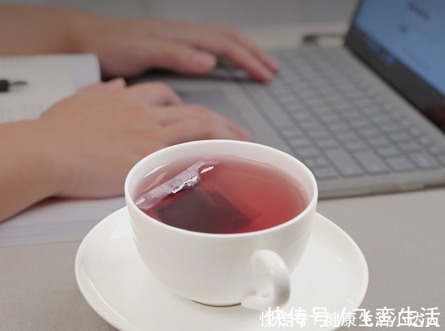 衰老|女人明明绝经了，却很年轻不“显老”？4个习惯是“法宝”