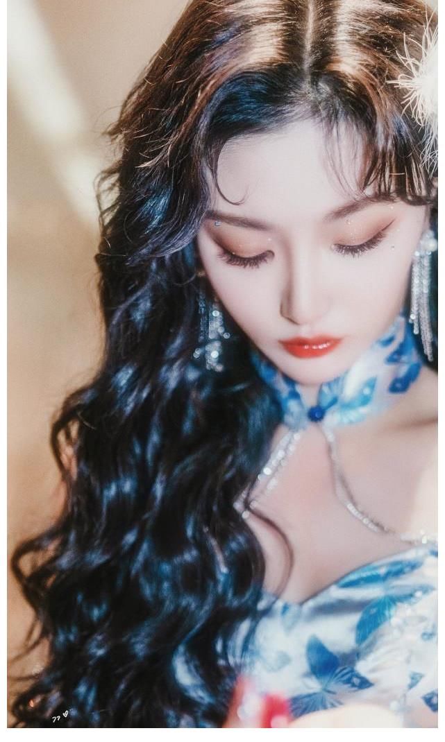 孔雪兒|孔雪兒加盟《爆裂舞臺》，網(wǎng)友期待值高，她和吳宣儀誰更有路人緣