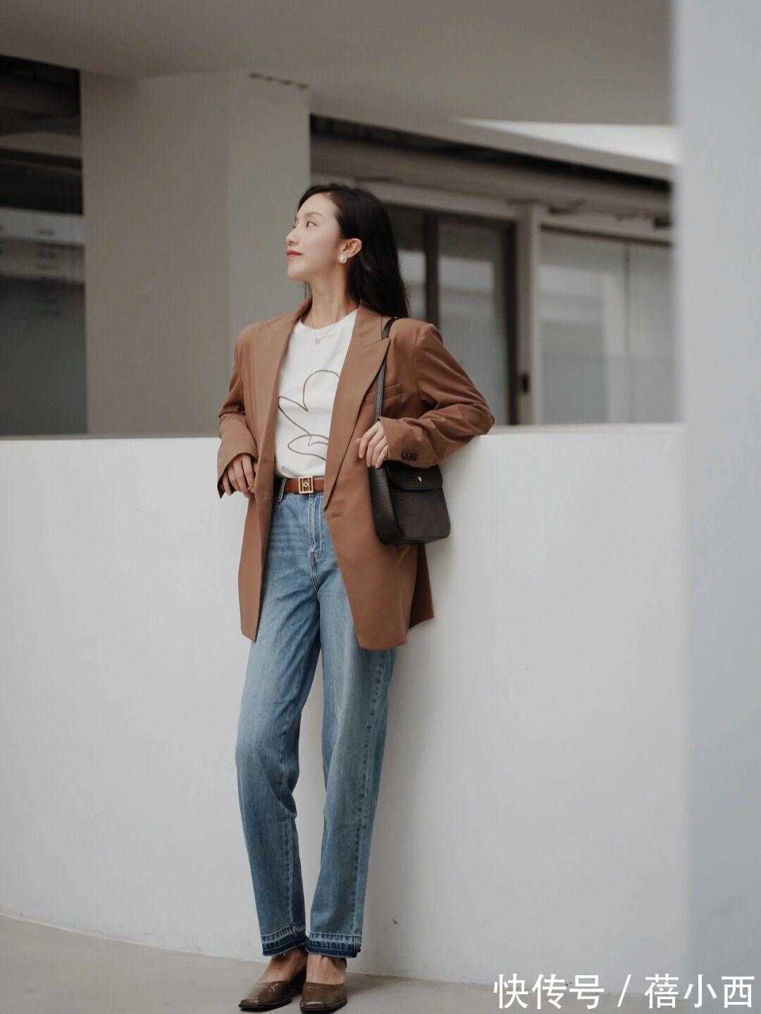 锥形裤|阔腿裤早就out了,今年流行“锥形裤”,搭配针织衫、西装真时髦