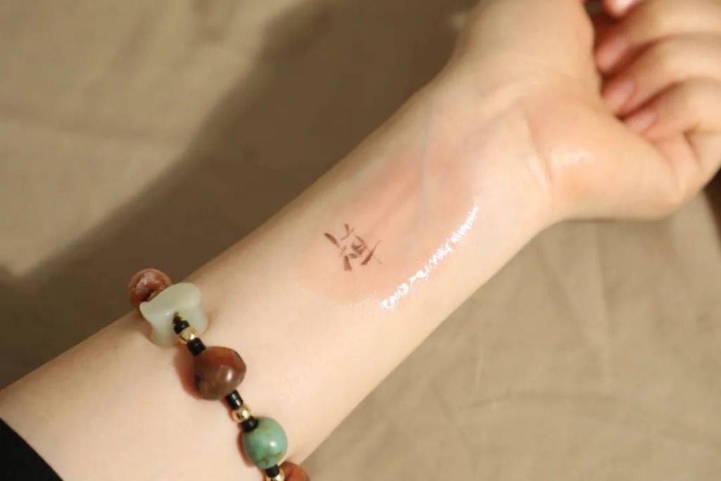 爆！50块钱的卸妆产品居然比500的好用？