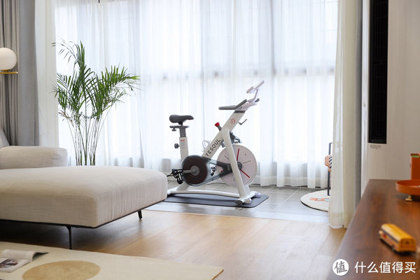 小白|不闲置、不占地的宅家健身器械！动感单车使用感受分享