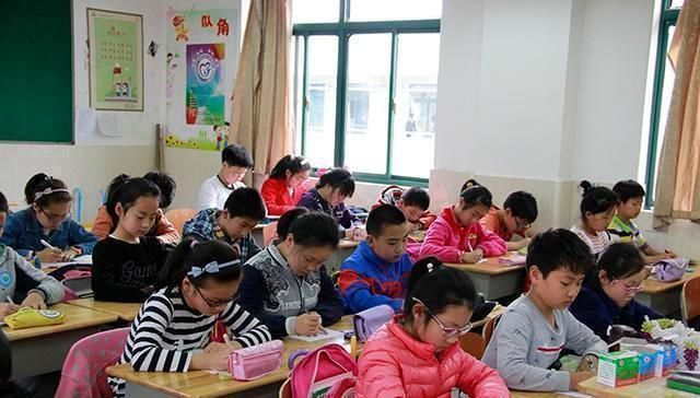 孩子|女孩12岁身高150cm,近1年只长了2厘米,去医院检查骨龄偏大两岁