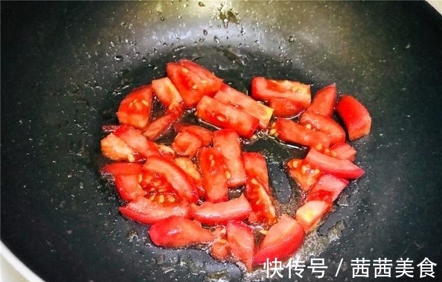 好吃|“懒人开胃食材”西红柿别只会一种做法，教你一招，保证好吃