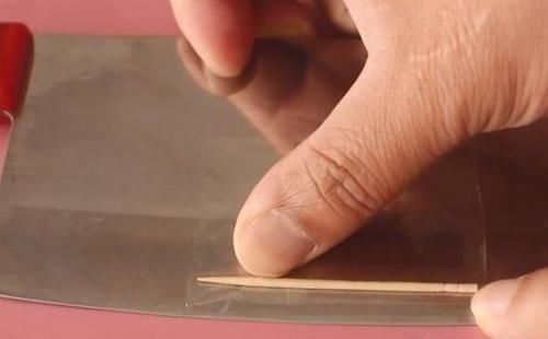 今天才知道，在菜刀上绑一根“线”这么厉害，学会受用一生！