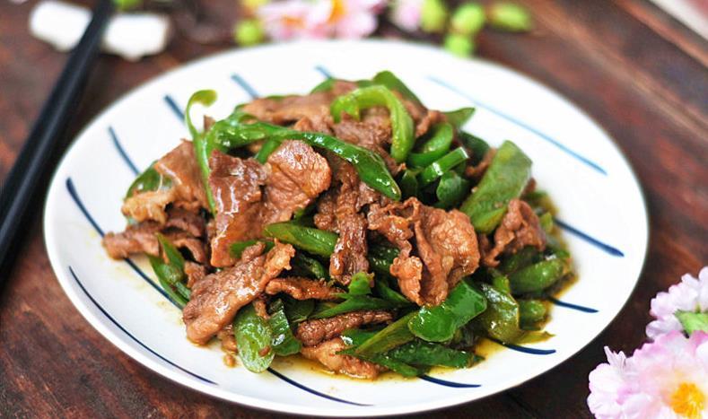 五花肉|辣椒炒肉怎么做才好吃？别弄错顺序，教您做法，麻辣鲜香，特下饭