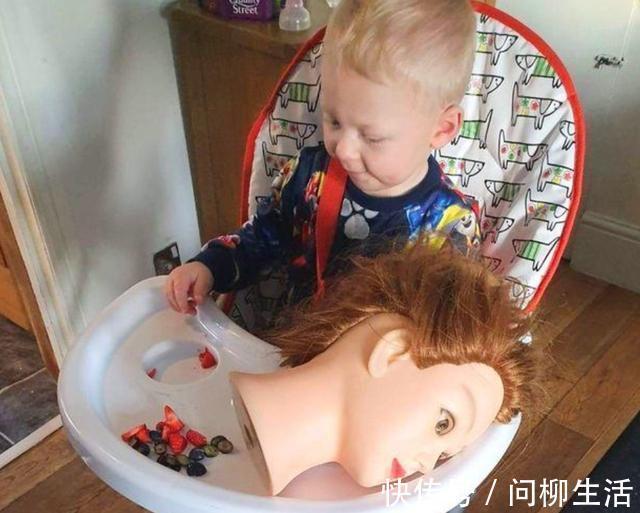 妈妈|妈妈为了睡个好觉,买了个模特头代替自己陪伴孩子,结果很闹心了