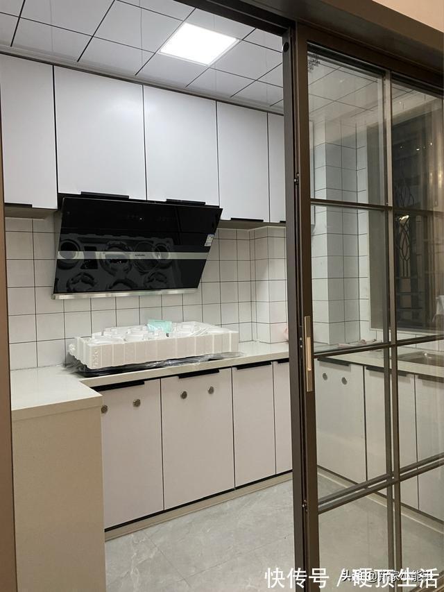 原木色|新房通风两个月啦,慢慢添置家具中,越来越有家的味道,很幸福